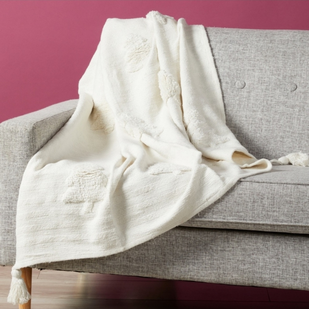 Rachel Zoe Tufted Winter Christmas Tree Blanket 50x60